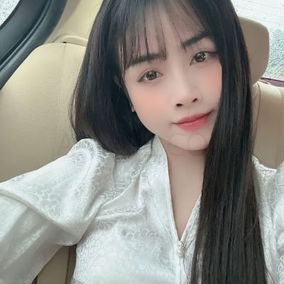 Asian Vietnam Call Girl Selfie - Hạnh Tây