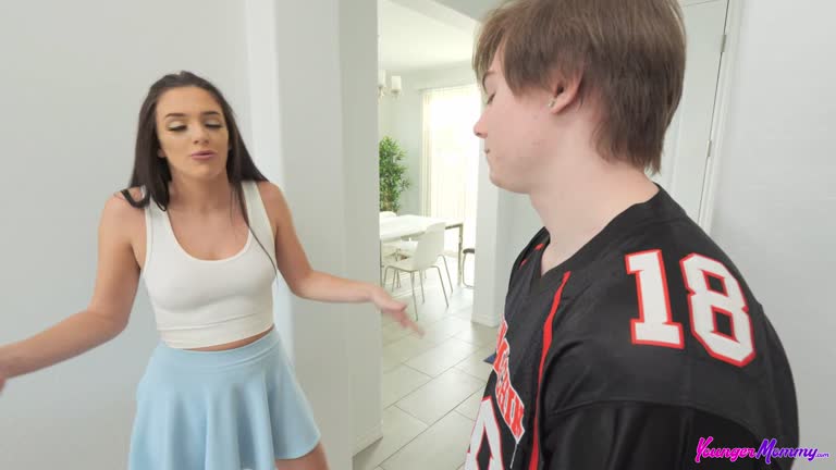 768px x 432px - Stepson Imagine I Am Not Your Mom | Milf - S20 - XFREEHD