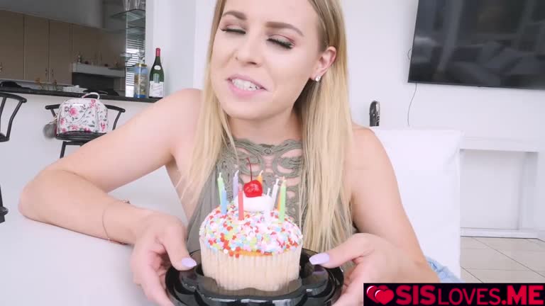 Stepsis Gives Stepbro Her Pussy As A Birthday Gift