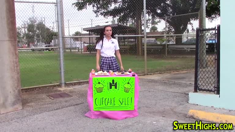 Slutty High School Teen Gets Facial