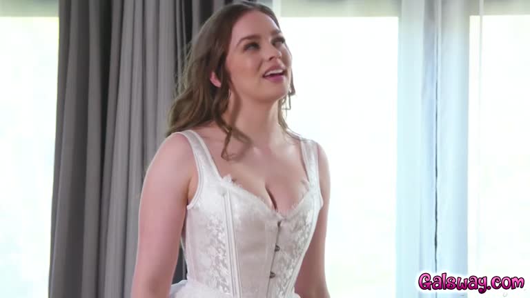 April Is Under Mary's Wedding Gown Eating Her Pussy Out | Lesbian - T95 -  XFREEHD