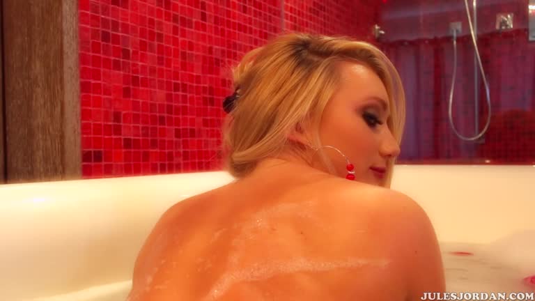Aj Applegate -- Young And Glamorous 5