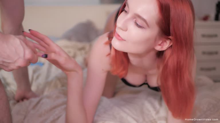 Gorgeous Skinny Amateur Redhead Gets Dicked Down